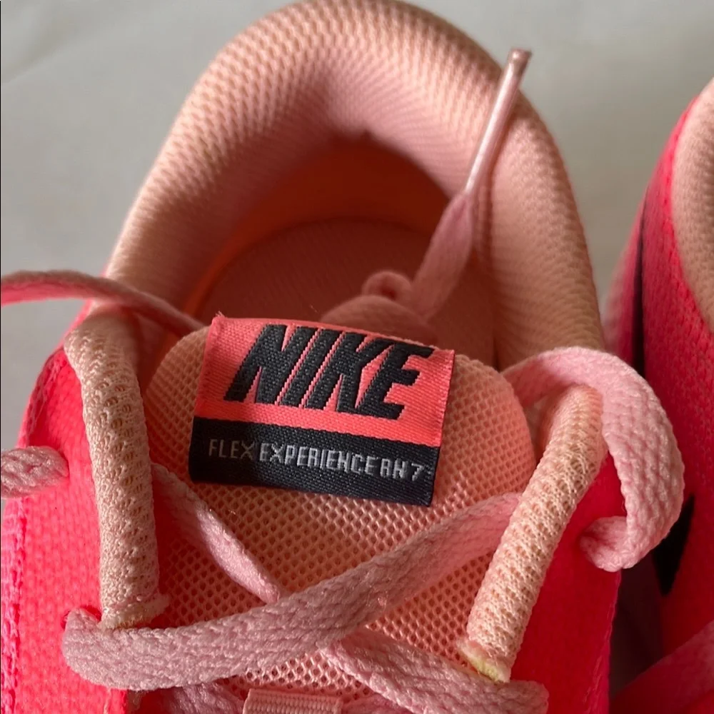 Nike Pink and Black Sneakers Sleek Design Breathable Mesh Nike flex